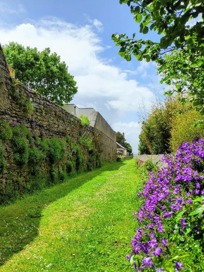 L'océan à 100m Via Venelle Privée, La Close à 500m, L'archipel Des Glénan à L'horizon Concarneau